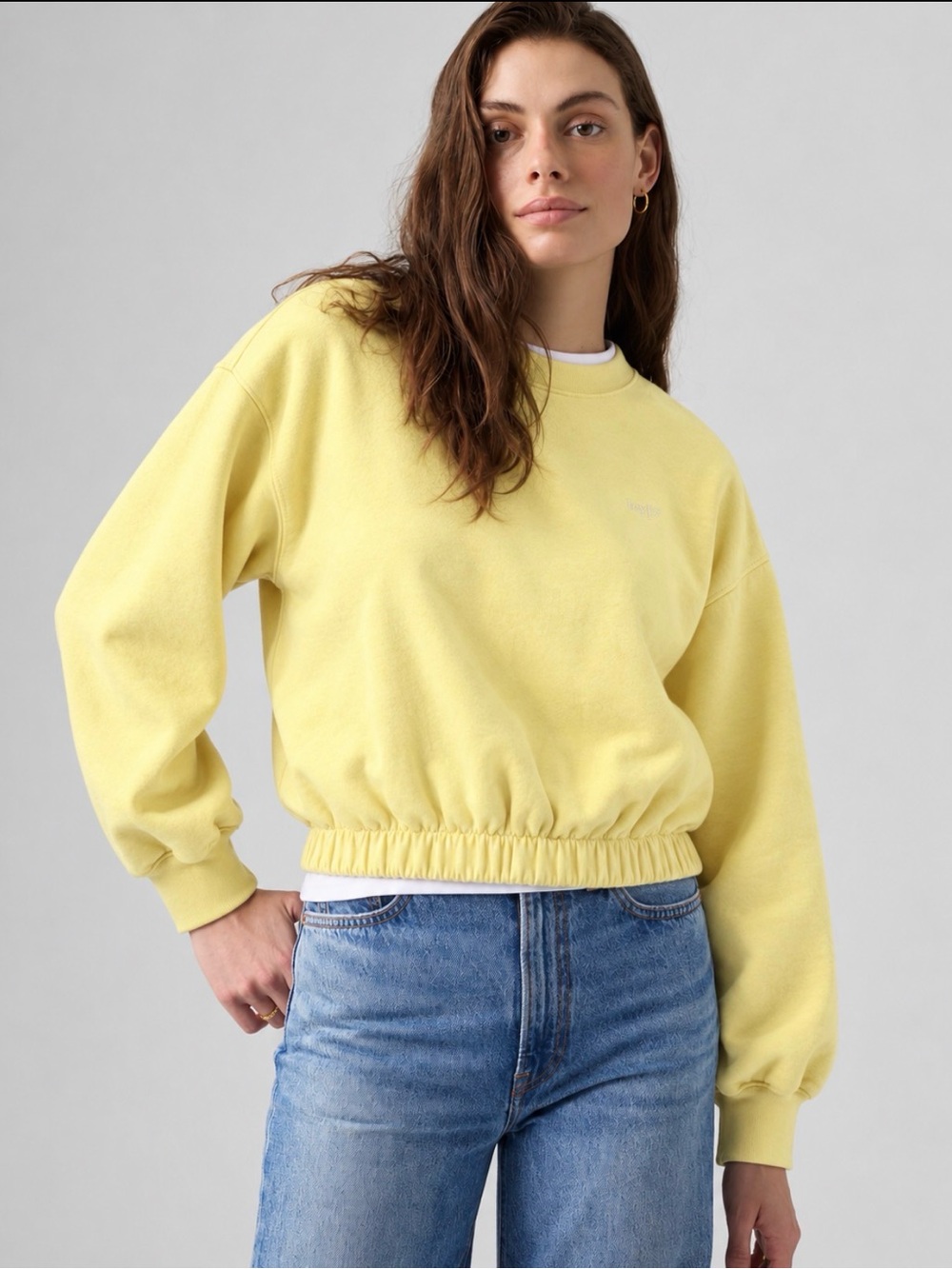 Levi's Yellow Cropped Long Sleeve Cuffed Crewneck Sweatshirt size medium